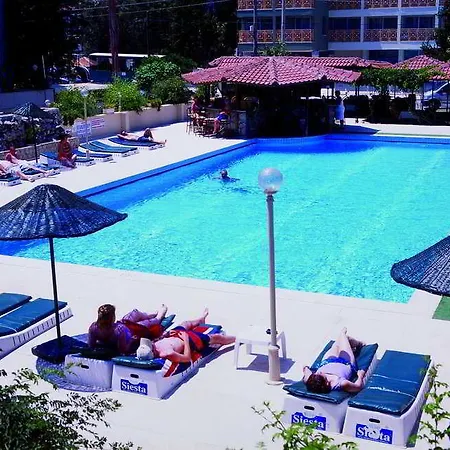 Blue Rainbow (adults Only) فندق إتْشميلير